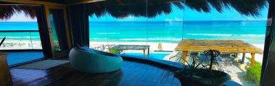 JANUARY 2025 PENTHOUSE  4 Bdrs  WEEK $3800usd BEACHFRONT sleeps 10