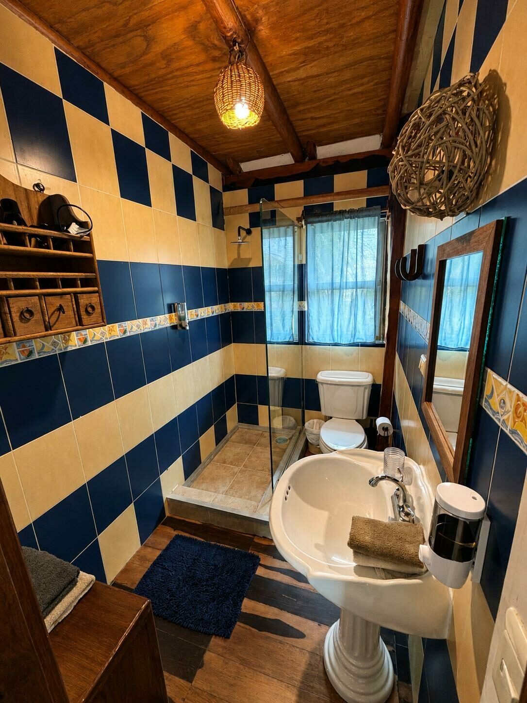 Penthouse bathroom