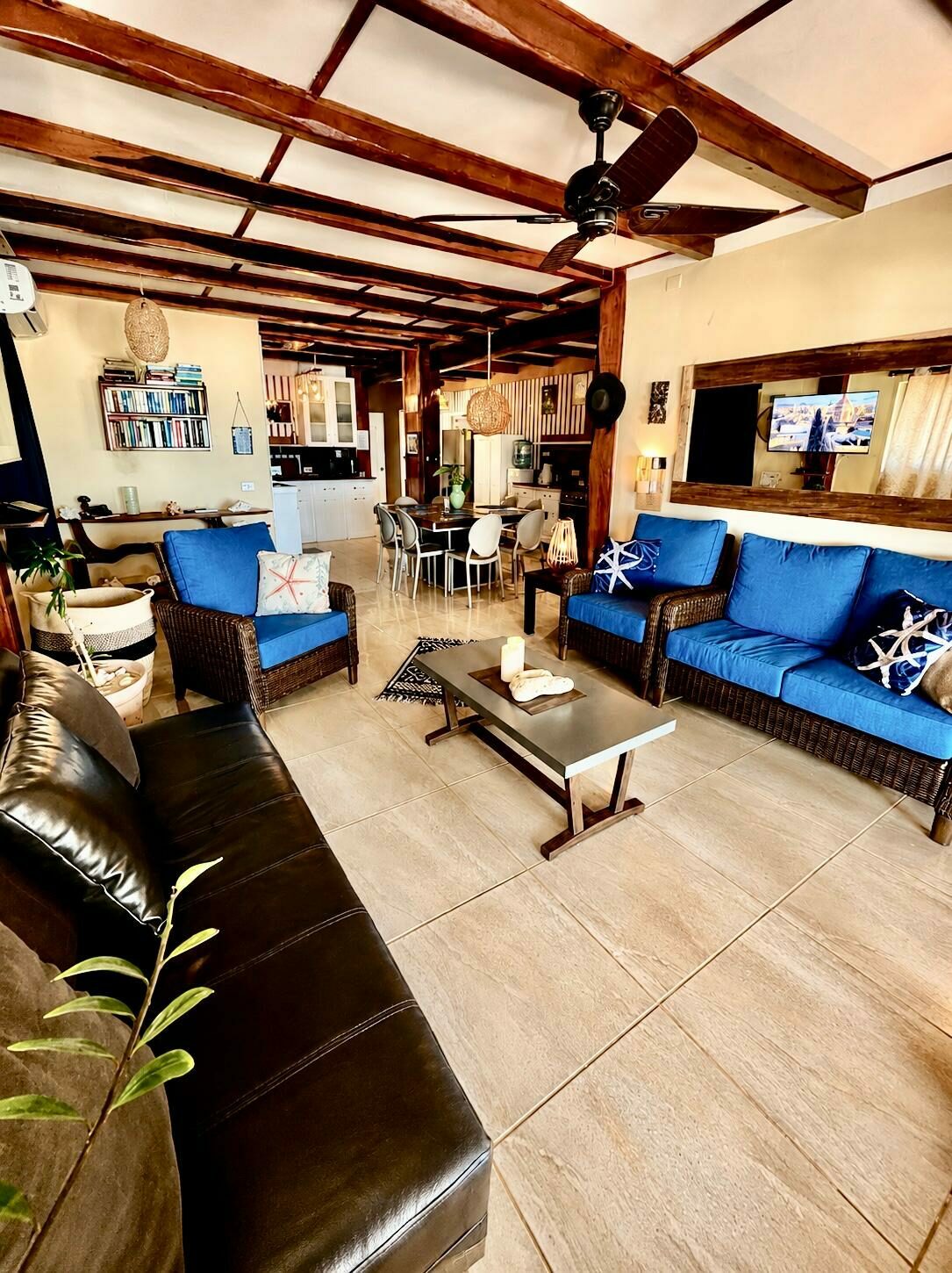 Sun Suite living area